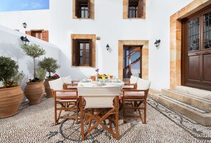 Villa tradicional, 2 habitaciones | Terraza o patio