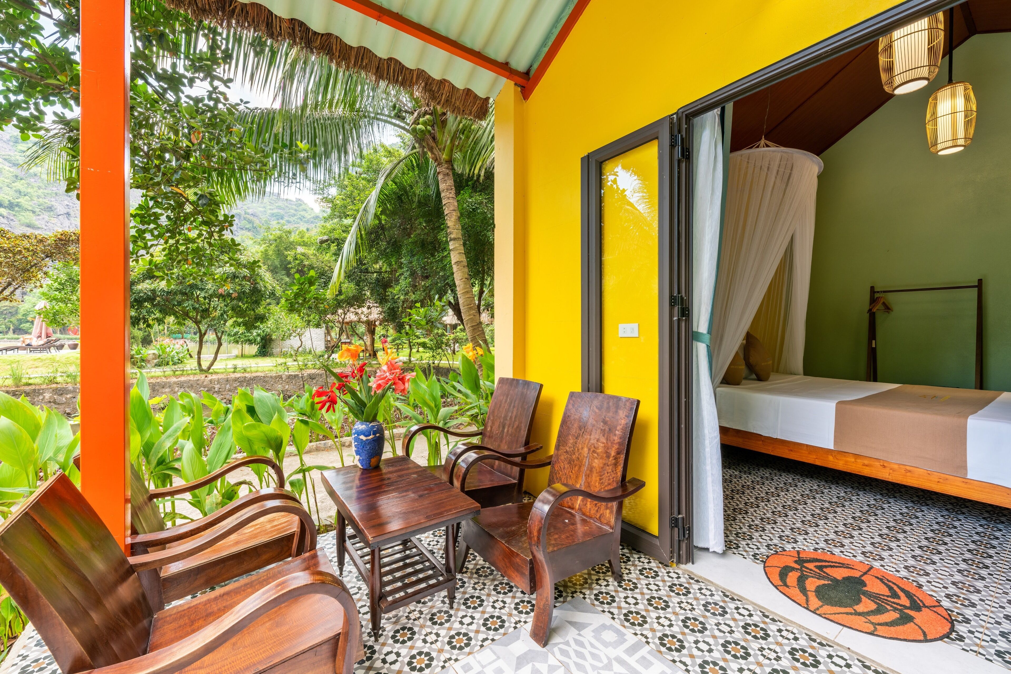 Dobbeltrom – superior, 1 kingsize-seng, fjellutsikt | Terrasse/patio