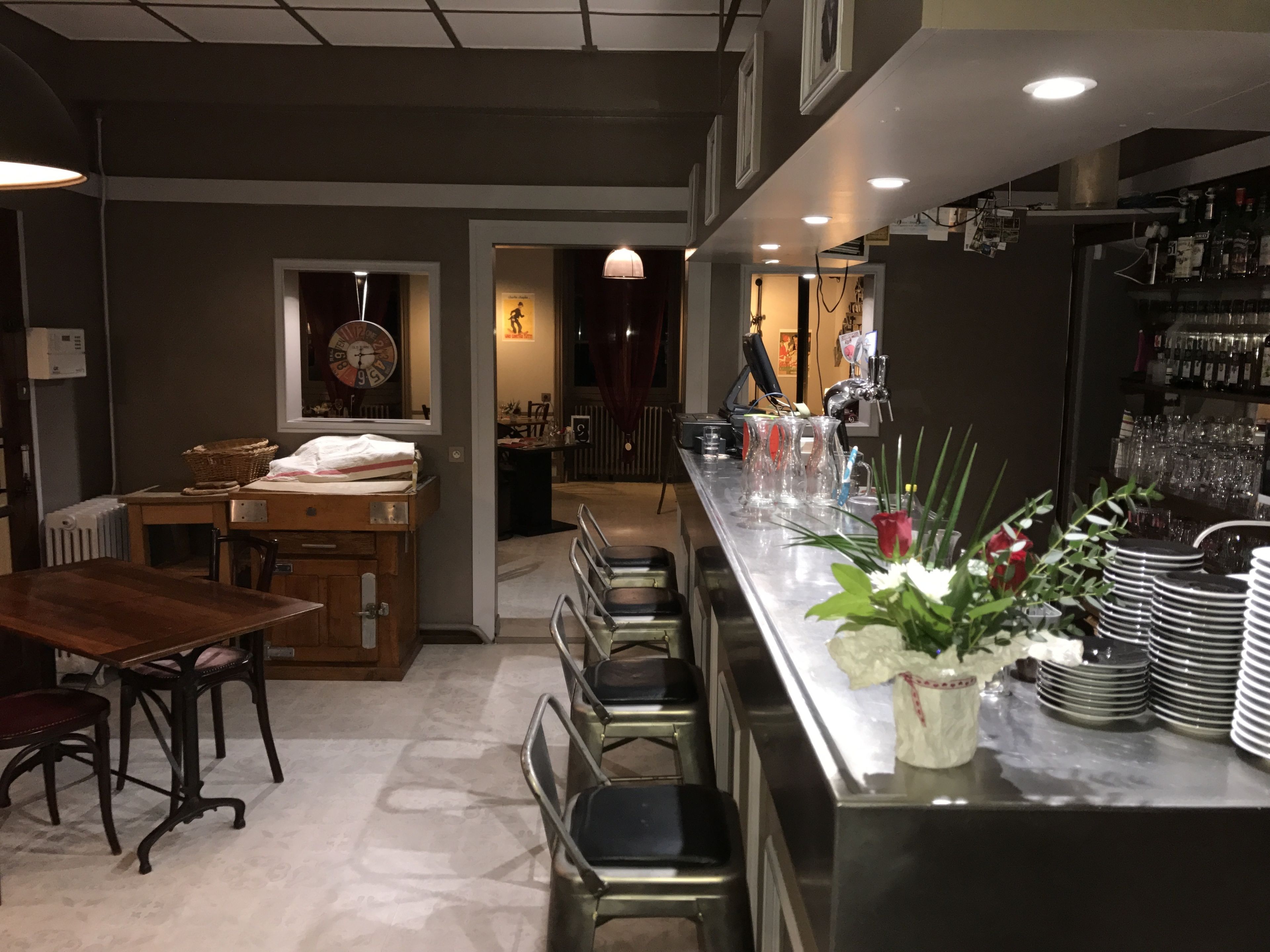 Bar (in der Unterkunft)