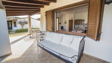 Superior Apartment, 2 Bedrooms, Patio, Ocean View | Terrace/patio