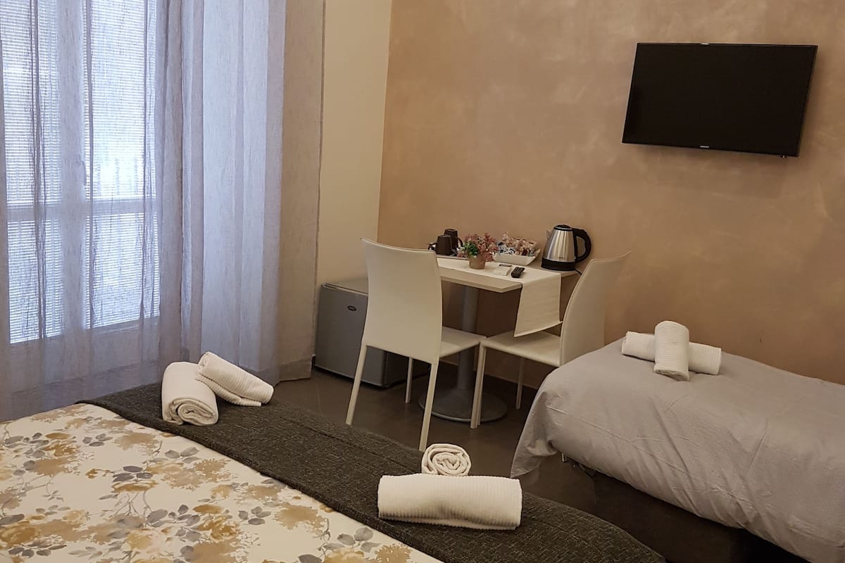 Triple Room