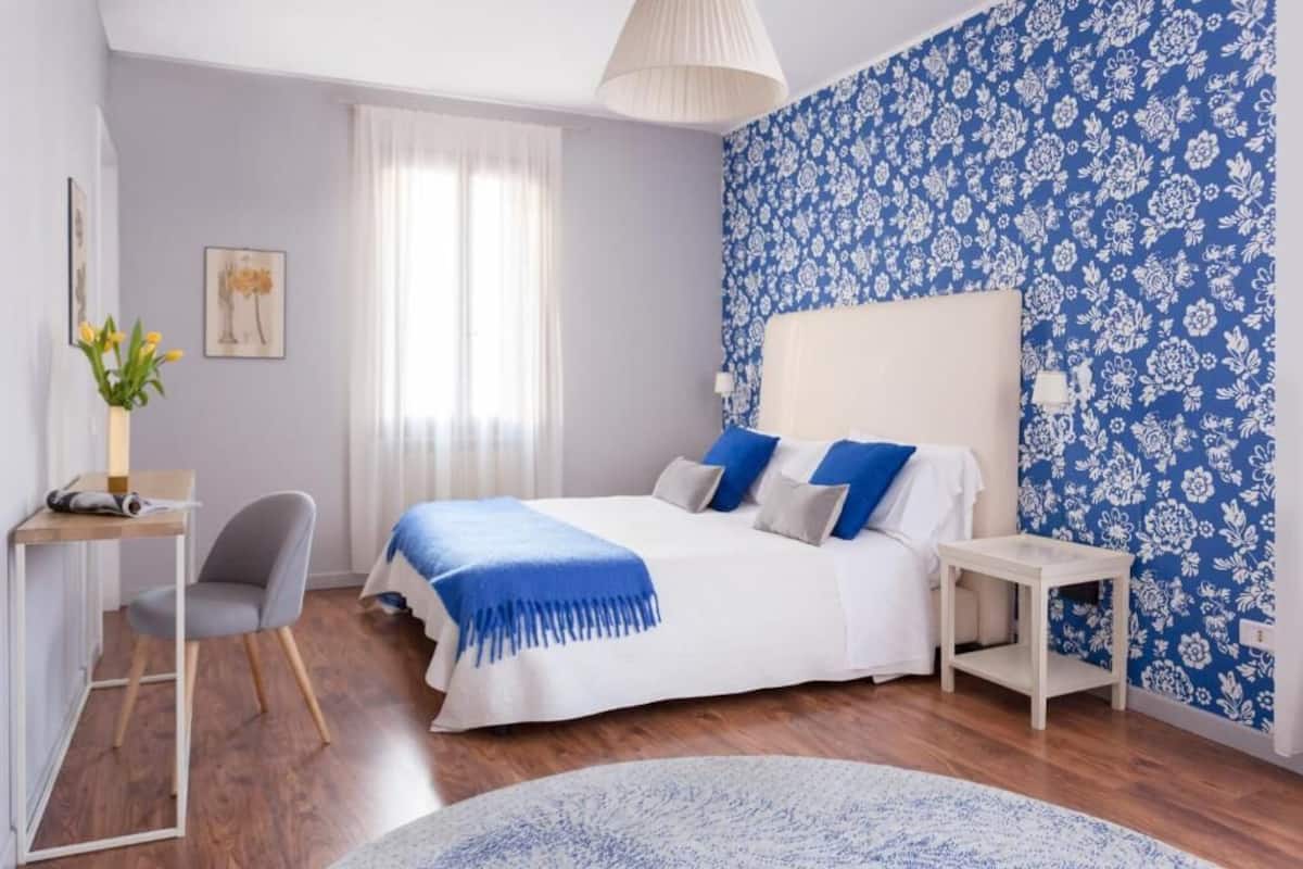Double Room | In-room safe, desk, cribs (free), rollaway beds (surcharge)