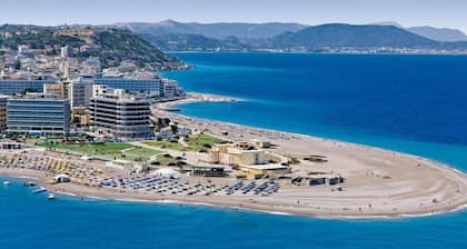 Alkyonides Hotel
