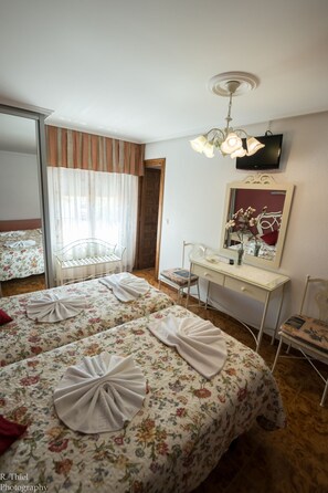 Classic Triple Room