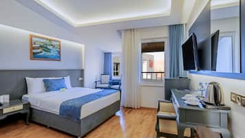 Standard Single Room, 1 Bedroom | Premium bedding, minibar, in-room safe, desk