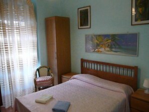 Quadruple Room, Ensuite - Walter Rooms (Rome)