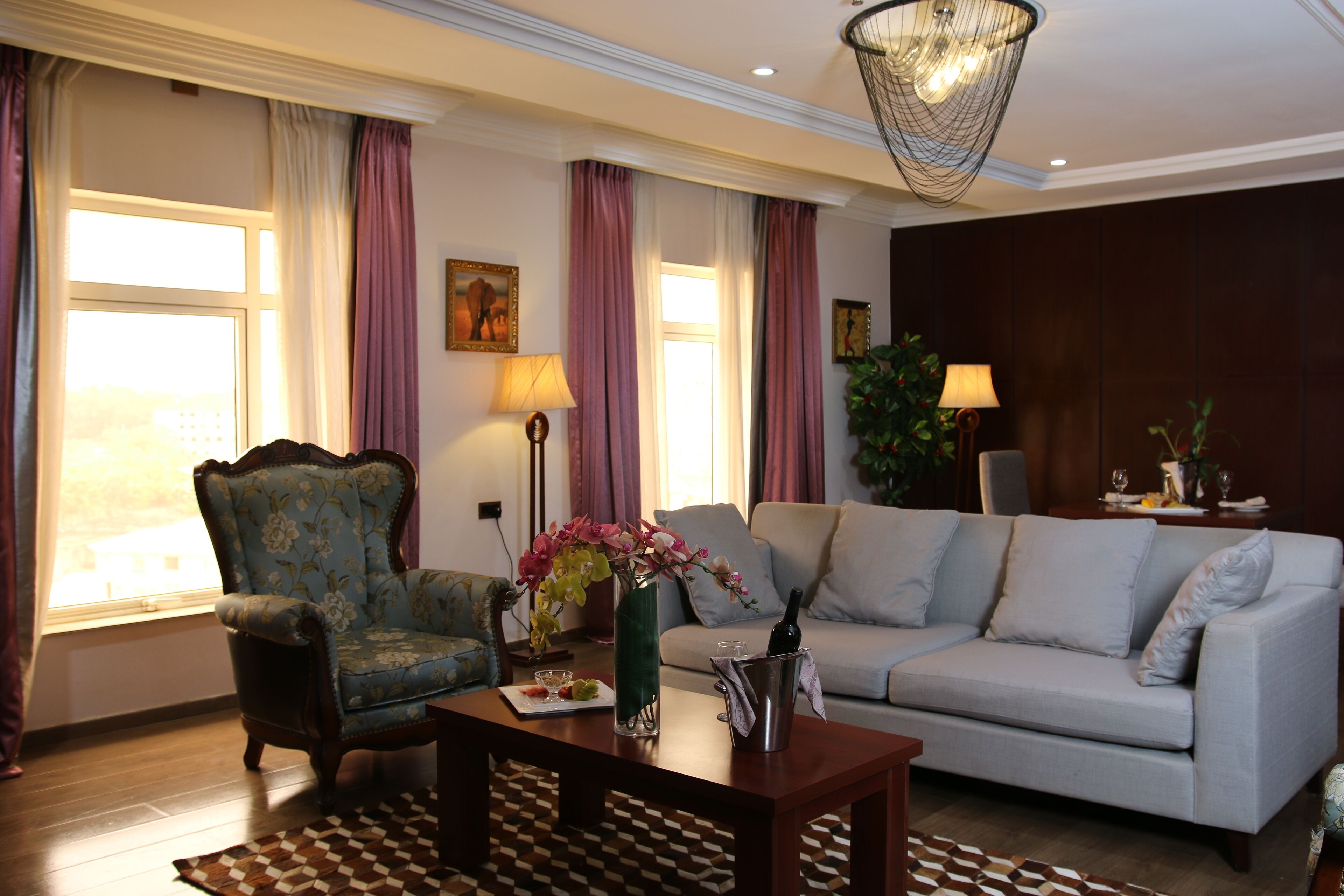royal suite (grand) | living area | flat-screen tv