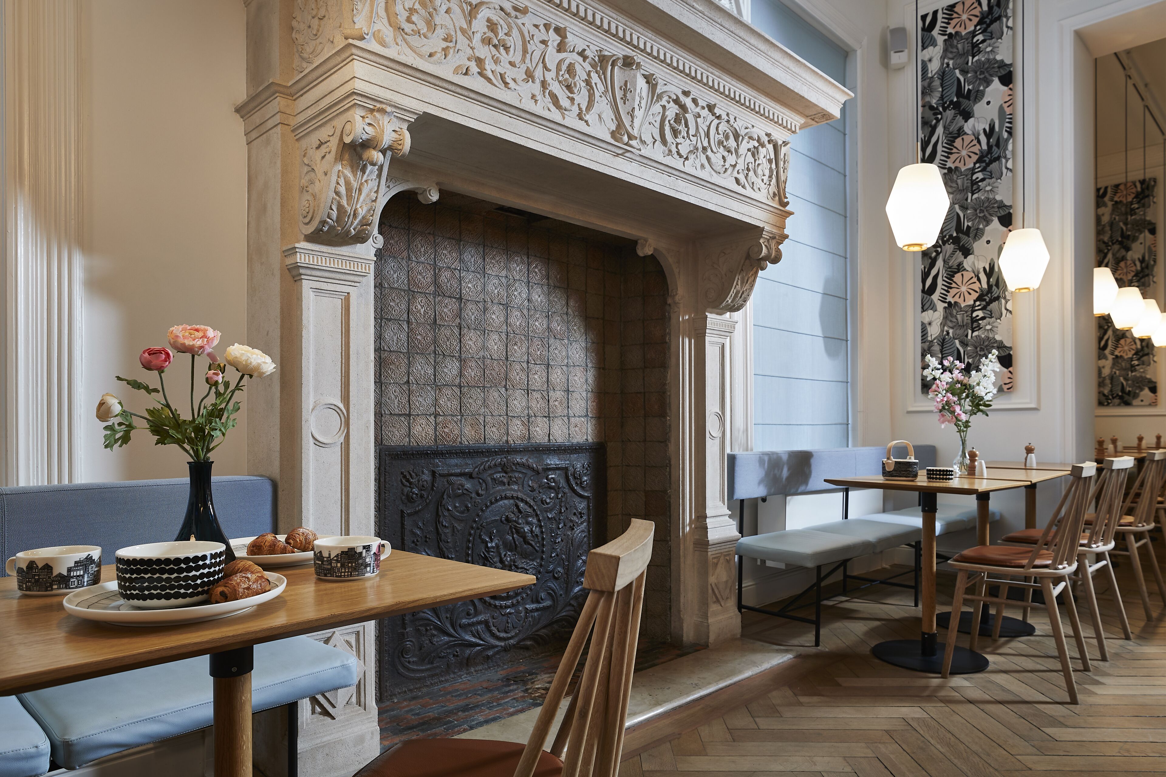 daily continental breakfast (eur 18.00 per person)