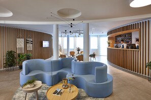 Sittområde i lobbyn