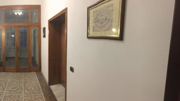 Interior entrance - Holiday Pisa Gare (Pisa)