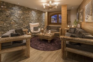 身体护理、热石按摩、深层组织按摩、产前按摩、运动按摩、身体磨砂