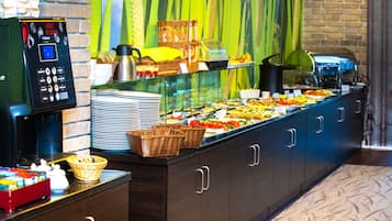 Petit déjeuner buffet compris tous les jours