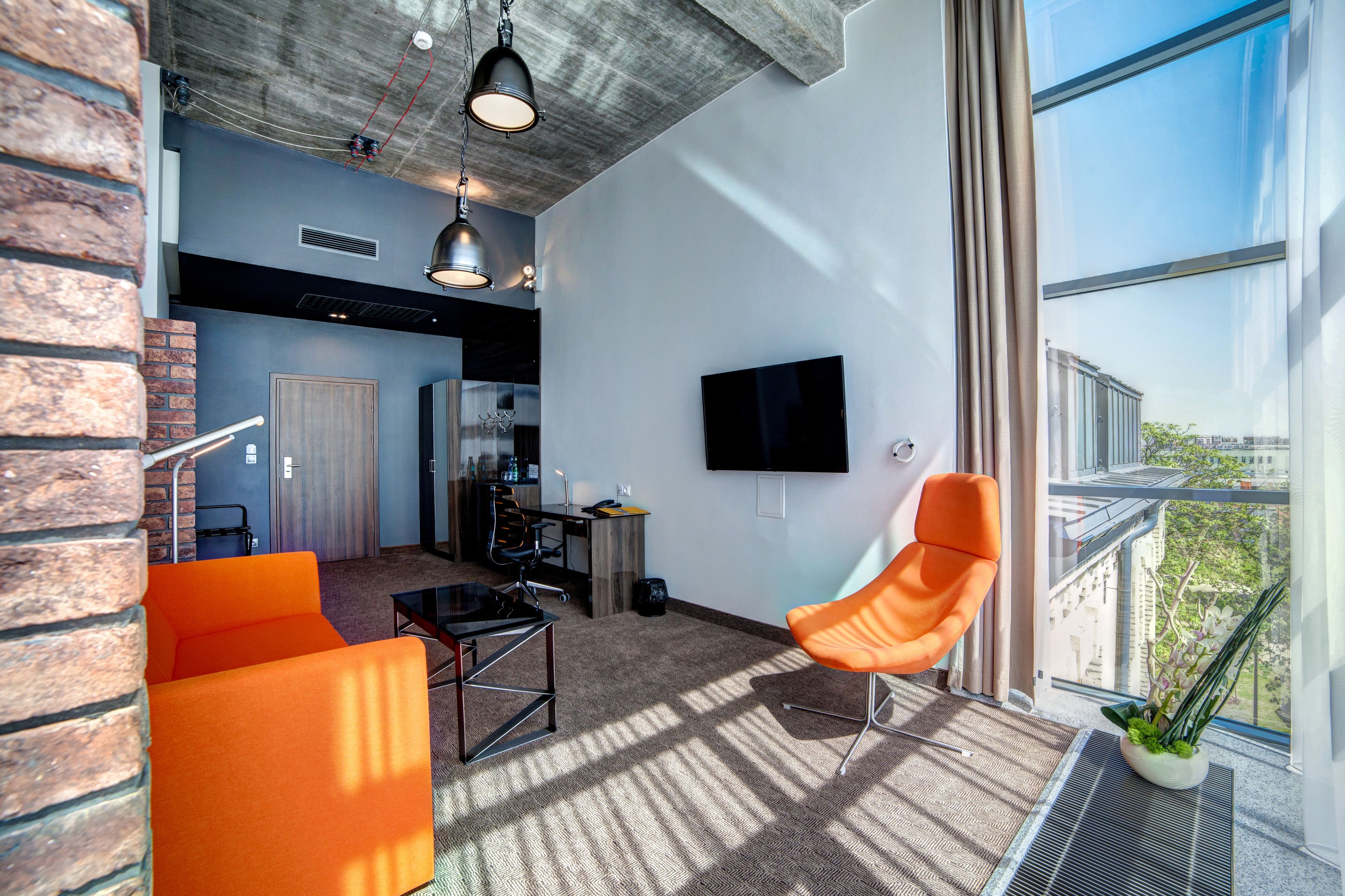 studio | 1 bedroom, in-room safe, desk, soundproofing