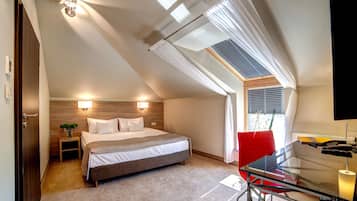 1 chambre, coffres-forts dans les chambres, bureau