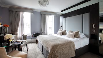 Deluxe Double Room | 1 bedroom, premium bedding, in-room safe, desk