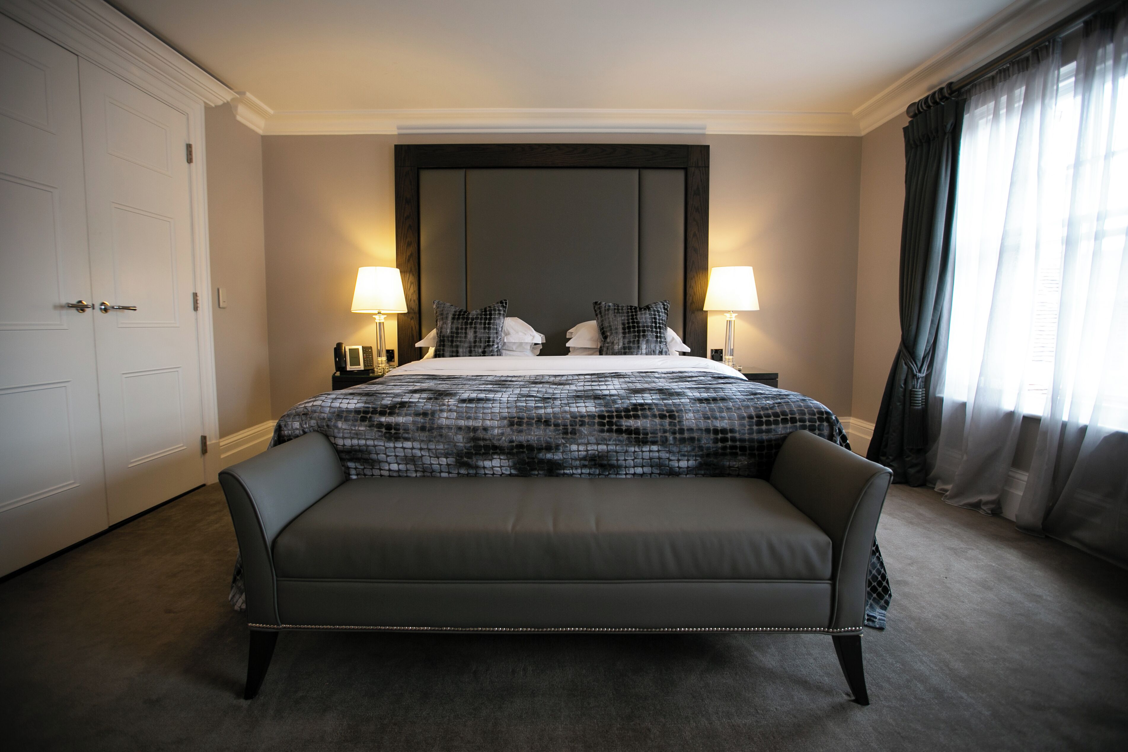 junior suite | 1 bedroom, premium bedding, in-room safe, desk