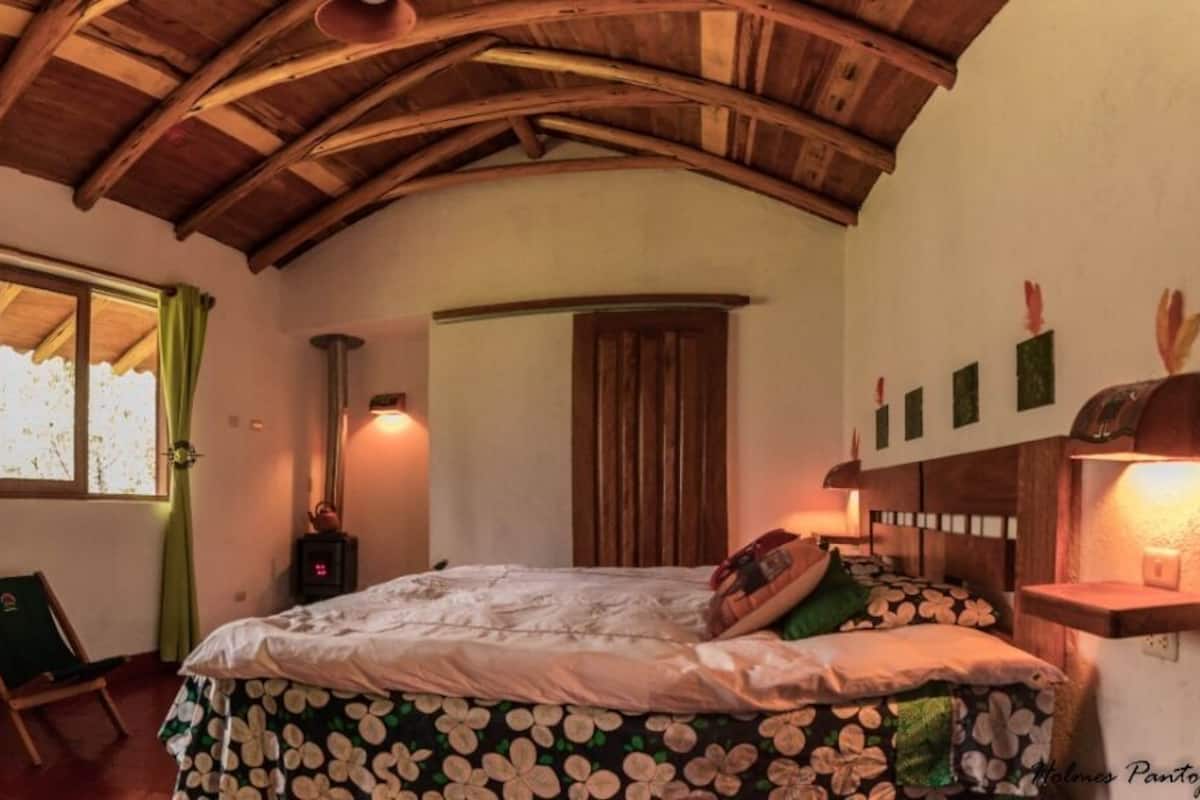 Doppia Deluxe, 1 letto king, vista montagna | Ferro/asse da stiro, Wi-Fi gratuito, lenzuola