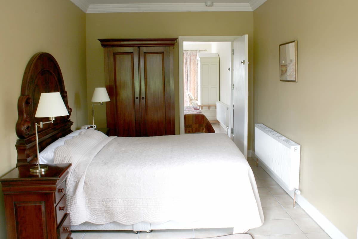 Familie suite | Luxe beddengoed, een kluis op de kamer, gratis babybedden, gratis wifi