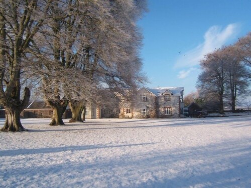 Coolanowle Country House