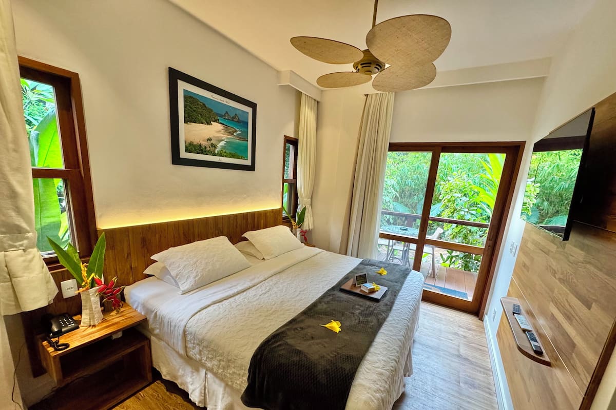 Ropa de cama de alta calidad y minibar