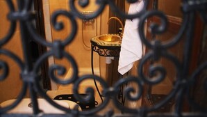 Ducha, cabezal de ducha tipo lluvia, artículos de tocador gratuitos