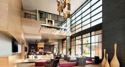 Courtyard Phoenix Downtown