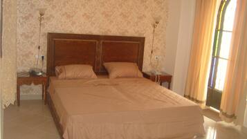 Rideaux occultants, lits bébé (en supplément), Wi-Fi gratuit