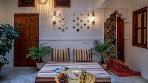 Unclassified image, 2 of 145, button - Riad Heklek (Marrakech)