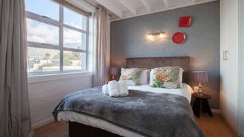 Apartment (2 Bedrooms)