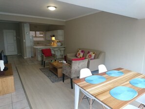 Standard Apartment, 2 Bedrooms | Living area