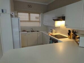 Standard Apartment, 2 Bedrooms | Private kitchen
