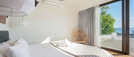 Apartment (3 Bedrooms) | 2 bedrooms, in-room safe, cribs/infant beds, free WiFi