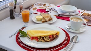 Frokostbuffé hver dag (mot et tillegg)