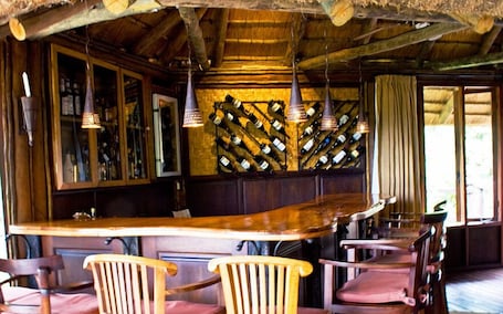 Bar (en la propiedad)