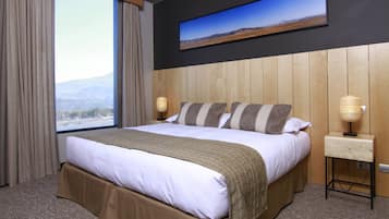 Standard Double or Twin Room | Minibar, in-room safe, desk, laptop workspace