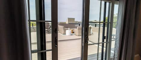 Loft Luxe, 2 chambres, balcon, vue port | Terrasse/Patio