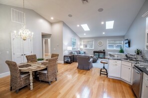 Luxury Apartment, 2 Bedrooms, Ensuite | Living area | Flat-screen TV - The Newport Lofts - 359 Thames Street (Newport)