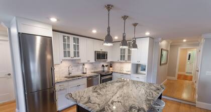 The Newport Lofts - 548 Thames Street