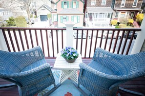 Balcony - The Newport Lofts - 611 Thames Street (Newport)