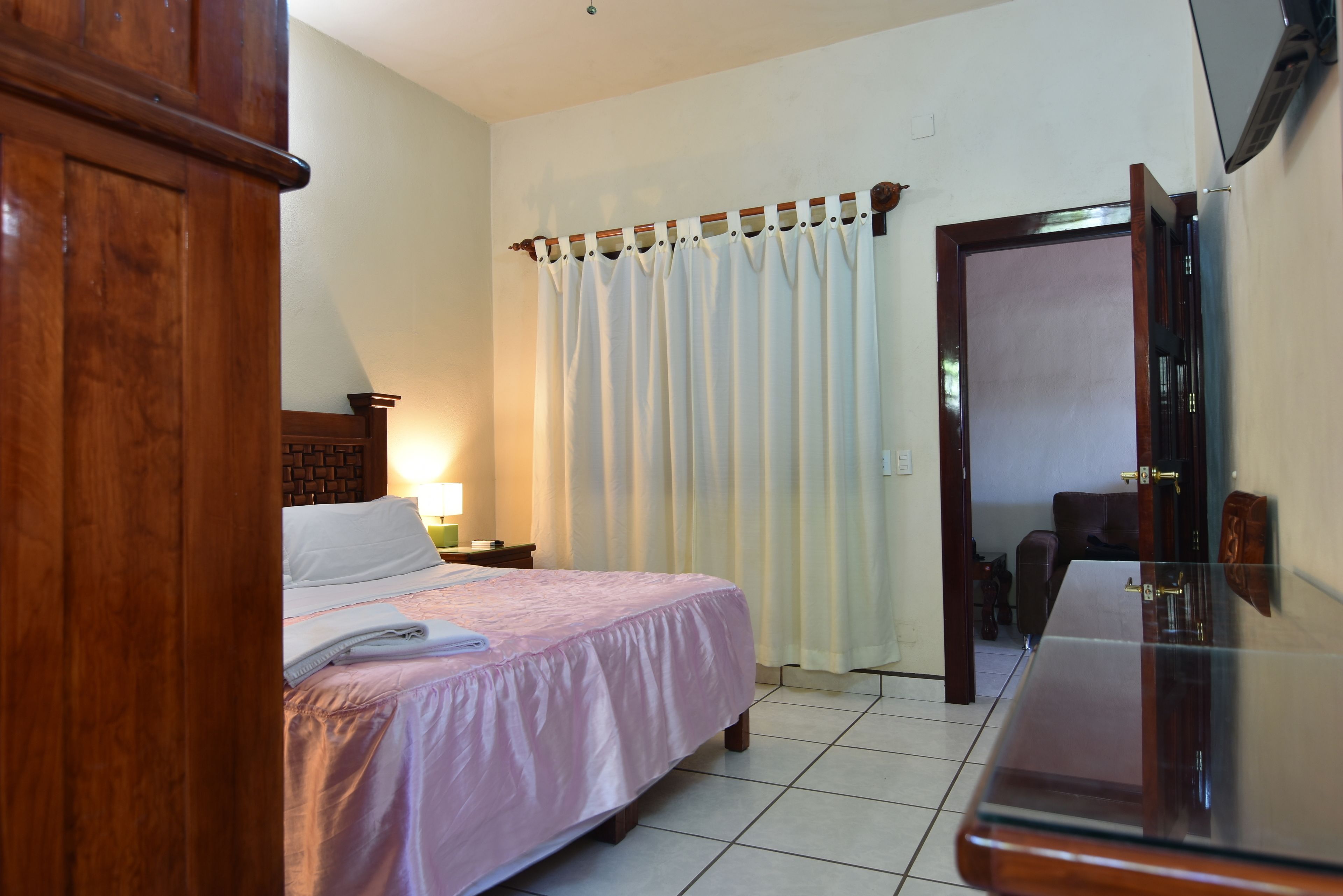 Standard Room | Free WiFi