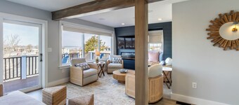 The Newport Lofts - 617 Thames Street