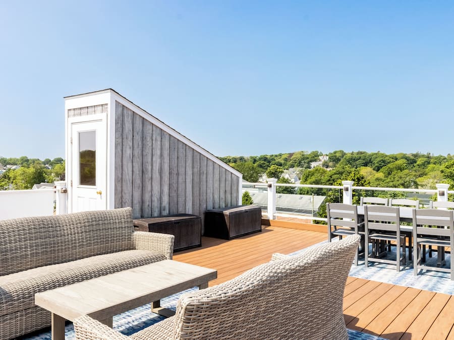 Luxury Condo, 3 Bedrooms, Fireplace, Harbor View | Balcony