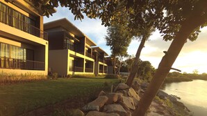 River Banks Villa | 办公桌、遮光窗帘、免费 WiFi