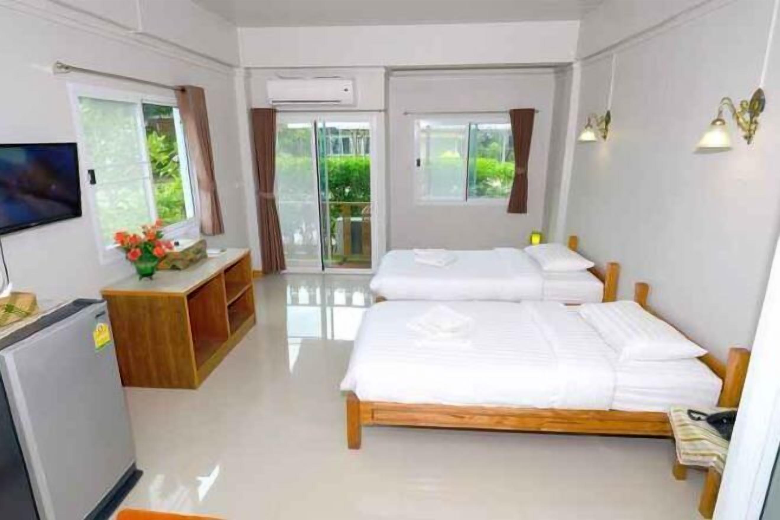 Bureau, rideaux occultants, Wi-Fi gratuit