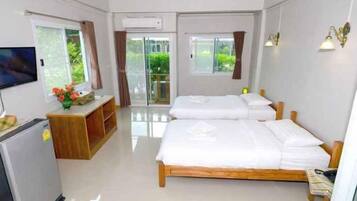 Bureau, rideaux occultants, Wi-Fi gratuit