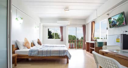 Baan Bangrak Residence