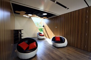 LCD TV - Planet Zero Retreat (Huzhou)