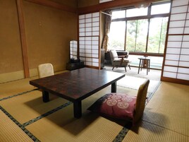 Quarto tradicional, para não fumantes (Hanasho-bu) | Edredons de pluma, cortinas blackout, roupa de cama