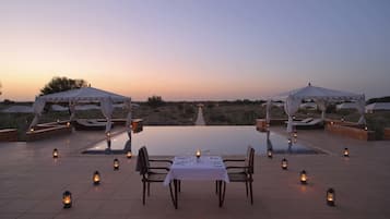 Seasonal outdoor pool