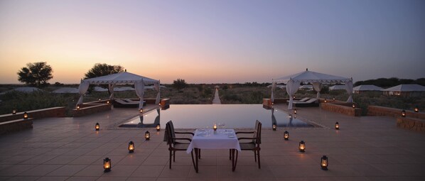 Außenpool (je nach Saison geöffnet)